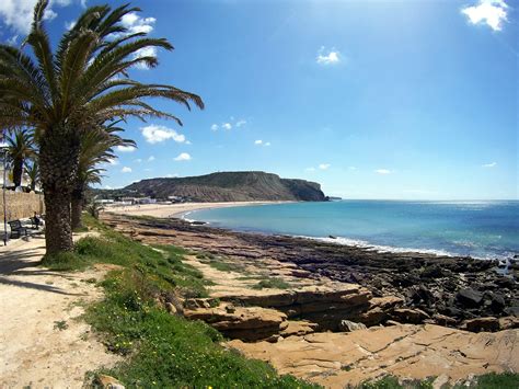 Time to Book your Christmas in Praia da Luz · Praia da Luz Holidays