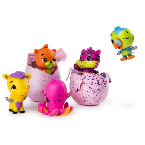 Hatchimals CollEGGtibles Season 2 Golden Hatchimal | POPSUGAR Moms Photo 3