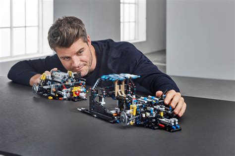 Lego Technic Bugatti Chiron has beauty in the details - CNET