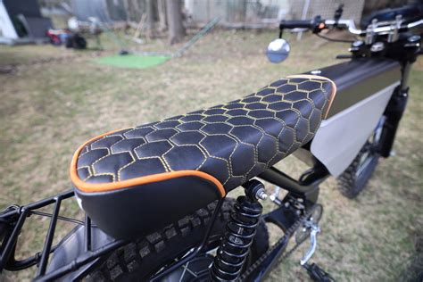 Onyx RCR Custom Low Brat Hex Seat Review — RunPlayBack