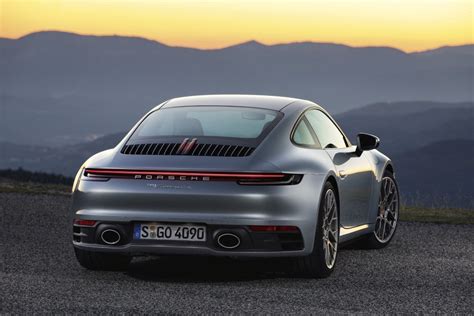 Porsche 911 (922) Turbo S will be offered with Lightweight and Sports trim packages