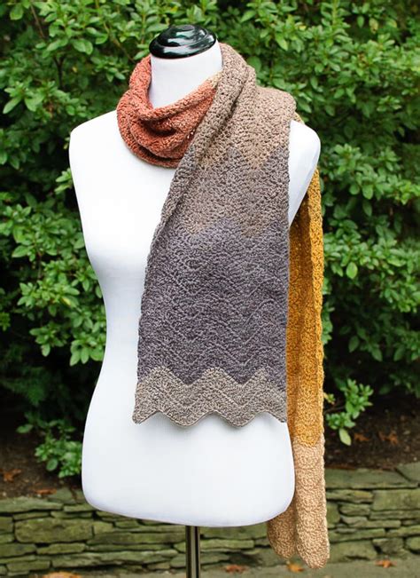 Autumn Ripple Crochet Scarf Pattern | Petals to Picots