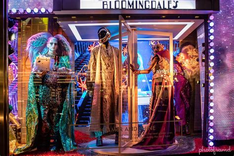 NYC Christmas Windows 2019 – Bloomingdale’s | photoframd.com