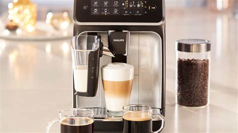 Review: The Philips 3200 LatteGo is a work of wonder when we're all working from home