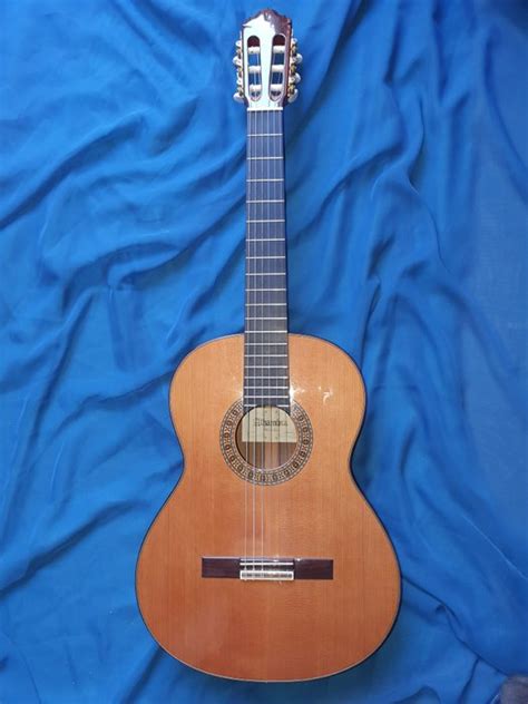 Alhambra Guitars for sale | Only 4 left at -75%