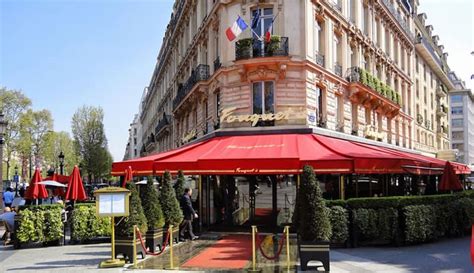 Top 5 places to eat near the Champs Elysees - Discover Walks Paris