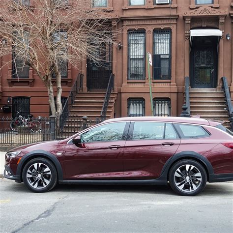 Buick Regal TourX shows the secret cool of station wagons - The Verge