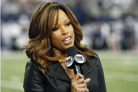 Sideline Sign Off: Fox Sports' Pam Oliver Finishes Her NFL Farewell ...