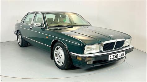 Jaguar XJ40 Sovereign 4.0 - YouTube