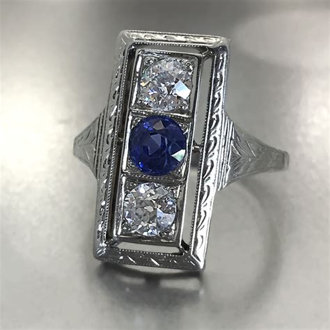 Vintage Blue Sapphire and Old European Cut Diamond Ring from 1930s