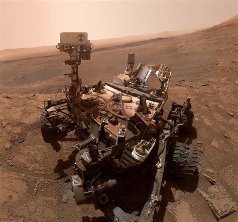 NASA's Curiosity Rover Snaps a Selfie on Mars While Conducting Experiment - TechEBlog