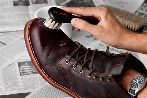 Sole Savvy: 4 Expert Tips for Keeping Your Leather Shoes Looking Pristine - 2024 Guide - Owlgen