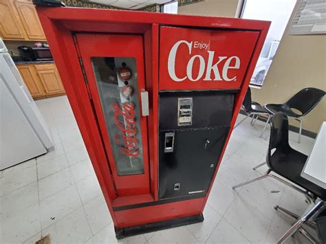 Vintage Coke Machine BigIron Auctions