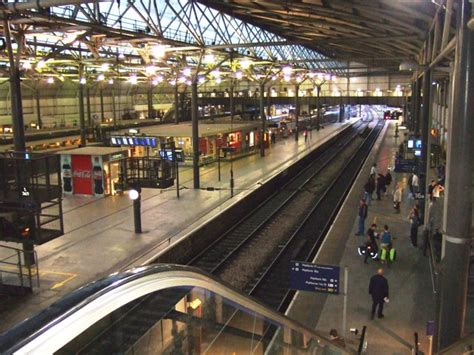 Leeds Railway Station © David Ward :: Geograph Britain and Ireland