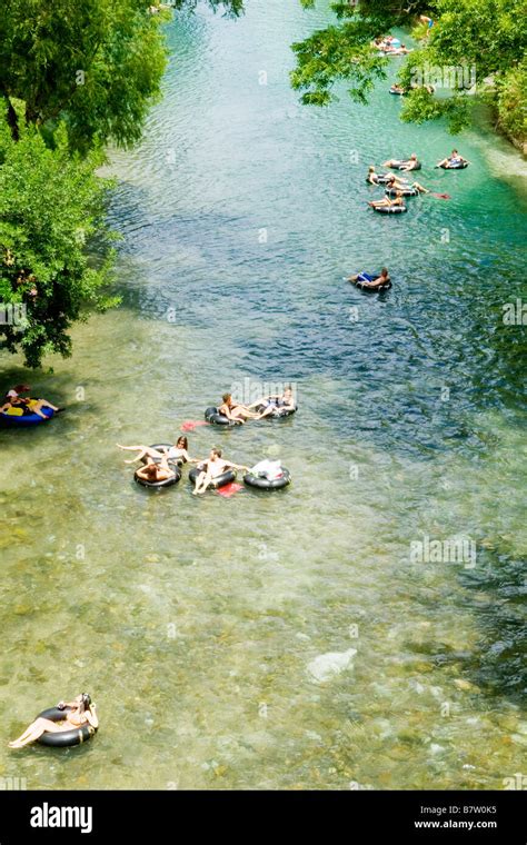 People tubing on guadalupe river hi-res stock photography and images ...