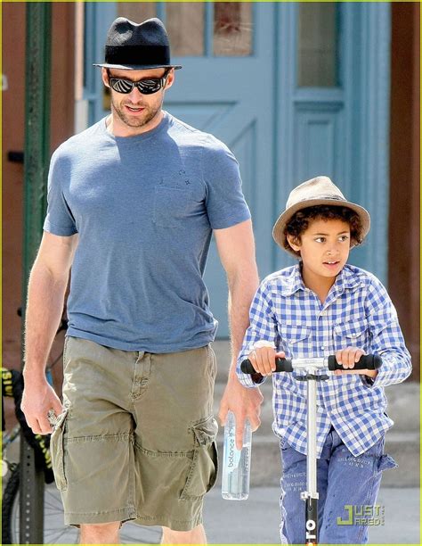 Hugh and son :) - Hugh Jackman Photo (6290374) - Fanpop