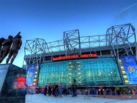 Travel to Old Trafford, Manchester United's Headquarters - Traveldigg.com