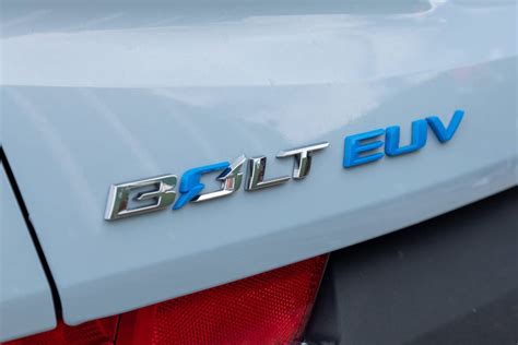 2023 Chevrolet Bolt EV’s Price Cut Makes a Good Thing Better | Cars.com