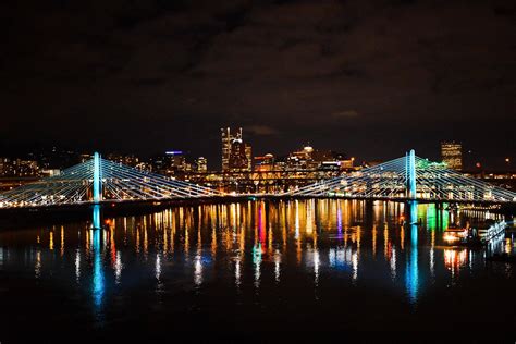 Got this shot from the Ross Island bridge on Friday night. Pretty happy ...