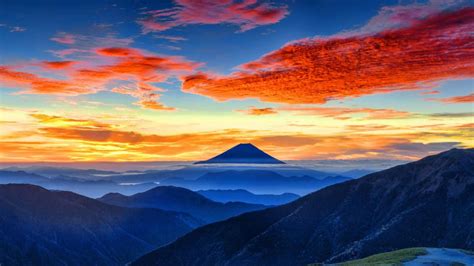 Mount Fuji at sunrise - backiee