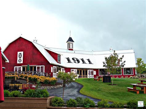 Ultimate Apple Picking Experience At Beak & Skiff Apple Orchard