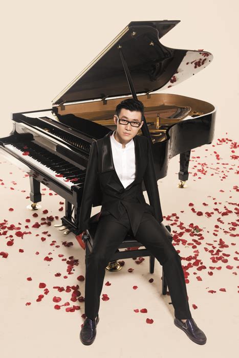 Liu Wei - Armless Pianist - Hire an Inspirational Musician | China