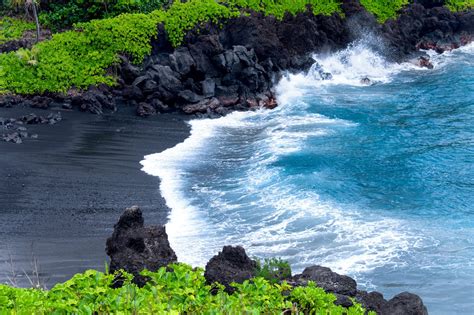 Black Sand Beach Maui Hawaii Tropical Decor Aqua Blue Ocean - Etsy