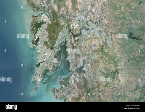 Mumbai aerial hi-res stock photography and images - Alamy