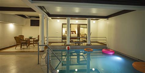 Pool Studio: hotel rooms with private pool in Thekkady.