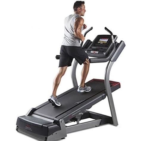 How Incline Training on a Treadmill Can Improve Your Speed