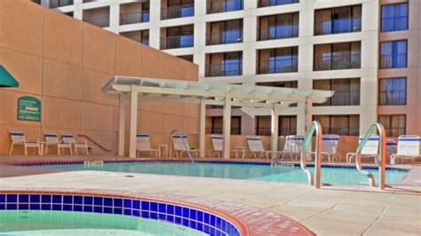 Holiday Inn San Antonio-Riverwalk Hotel, Texas (SATRW) - YouTube