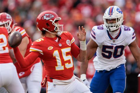 Bills vs. Chiefs score, highlights, news, inactives and live updates