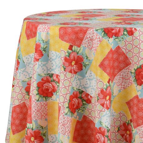 The Pioneer Woman Patchwork Tablecloth | Walmart Canada