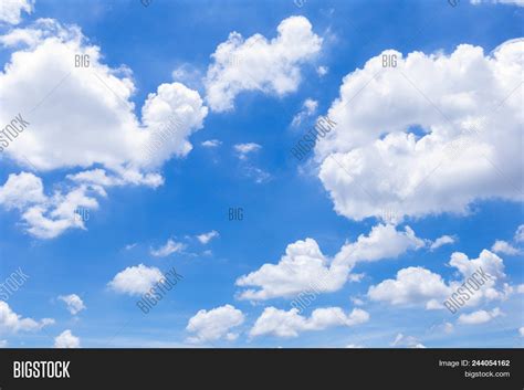 Discover more than 79 blue wallpaper with clouds super hot - in.cdgdbentre