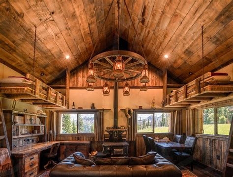 Beautiful remote off-grid cabin in the mountains all wood by david Webb ...