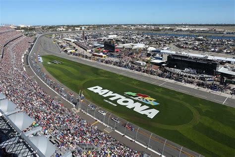 Daytona International Speedway to Host Pandemic Graduations