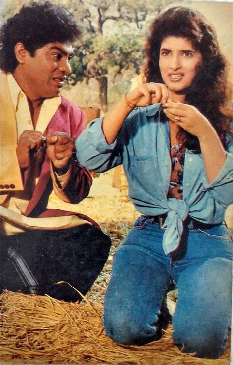 Twinkle khanna johny lever | Twinkle khanna, 90s bollywood, Dimples