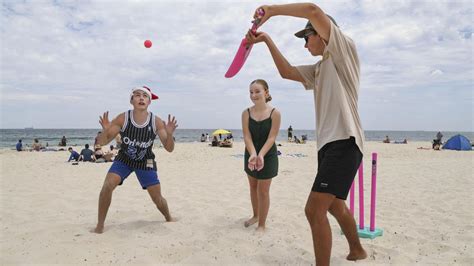 Christmas Day at the beach an Aussie tradition | The West Australian