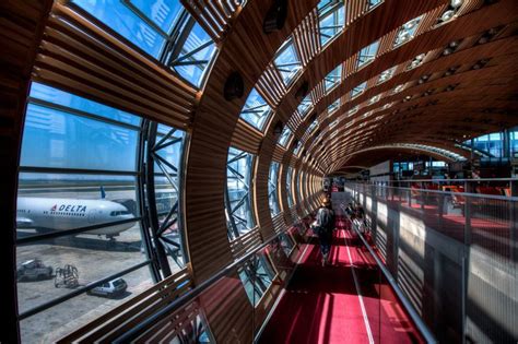 How to Navigate Charles de Gaulle Airport in Paris | Paris airport, Charles de gaulle airport ...