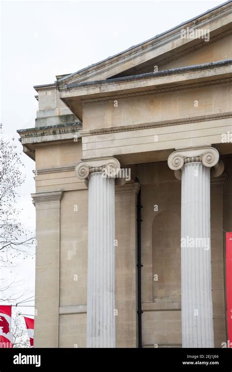 Canada House Canadian Embassy London Stock Photo - Alamy