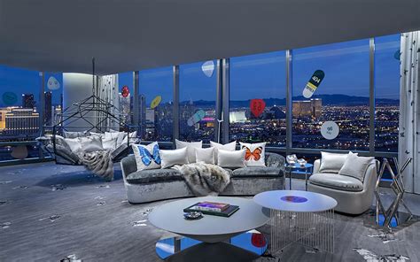 Damien Hirst Designs World’s Most Expensive Hotel Suite - Galerie