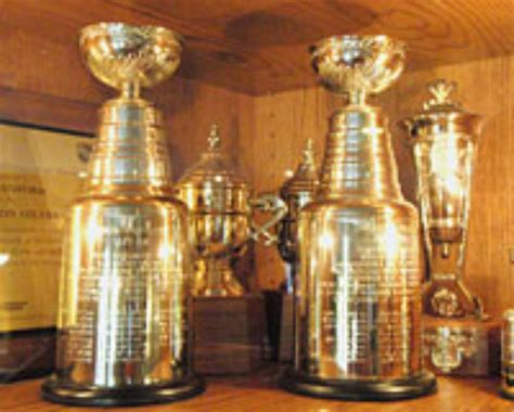 ice hockey - Do Stanley Cup Champions get a replica of the cup? - Sports Stack Exchange