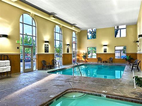 Top 20 Hotels with Pool in Boise - Anna Holt's Guide 2024