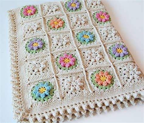 Wonderful DIY Crochet Flower Granny Squares