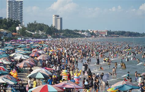 Vung Tau beach is crowded with people on National Day » Vietnam News ...