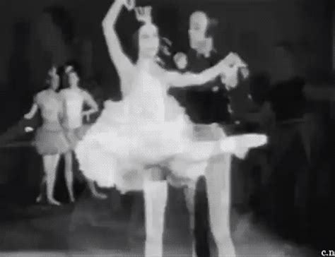 Alicia Markova and Bobby in RARE FOOTAGE of their Pas de Deux in “Swan Lake” - 1930 Swan Lake ...