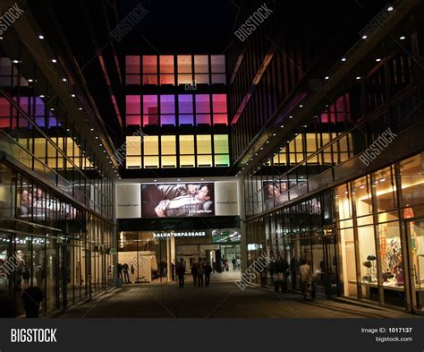 Shopping Mall Interior Image & Photo (Free Trial) | Bigstock