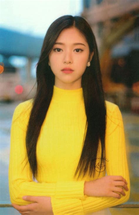 loona scans on Twitter: " Love & Live Normal Album Heejin - Hyunjin - Haseul - Vivi » photocards ...