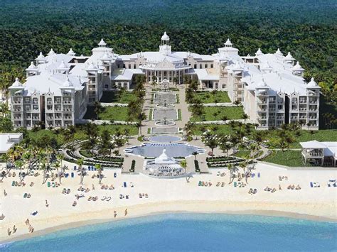 RIU Hotels & Resorts Reopens Riu Palace Punta Cana Hotel Following ...