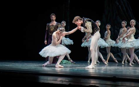 ABT Swan Lake Review: Sarah Lane Debut - Ballet Focus